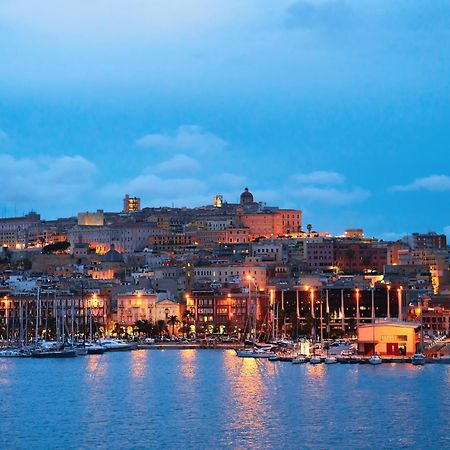 Casa Storica Di Charme Con Vista Mare Nel Cuore Di Cagliari Exteriér fotografie